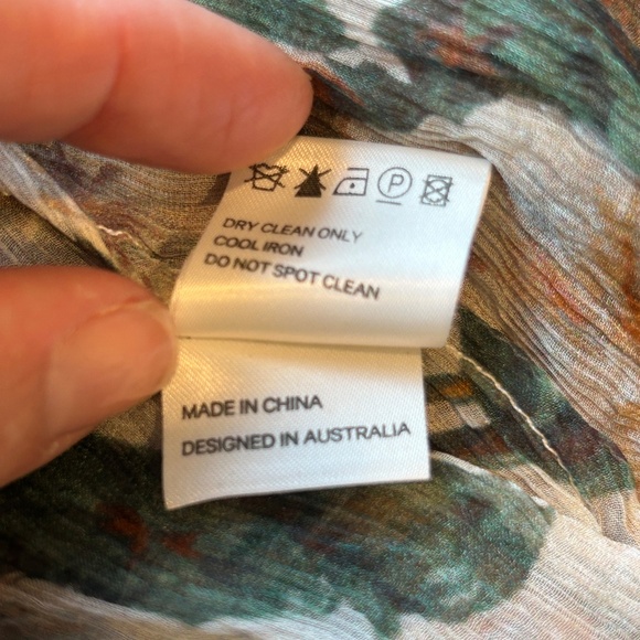 AUTHENTIC ZIMMERMANN ARCADIA RUFFLE SILK TOP IN FLORAL SIZE 2 US SIZE M SOLD OUT - Picture 11 of 13